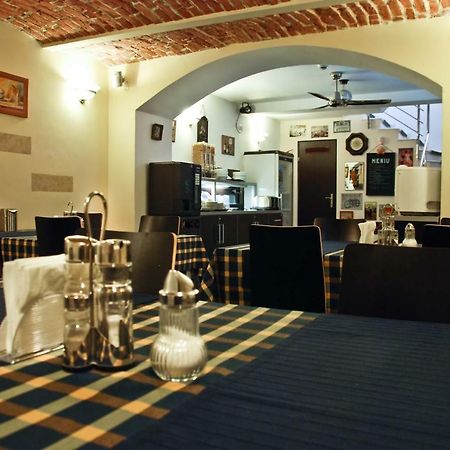 Pensiunea Max Cluj-Napoca Extérieur photo