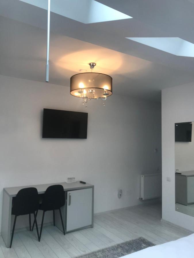 Pensiunea Max Cluj-Napoca Extérieur photo