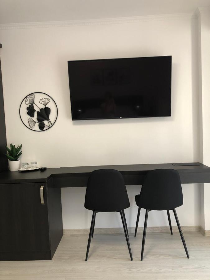 Pensiunea Max Cluj-Napoca Extérieur photo