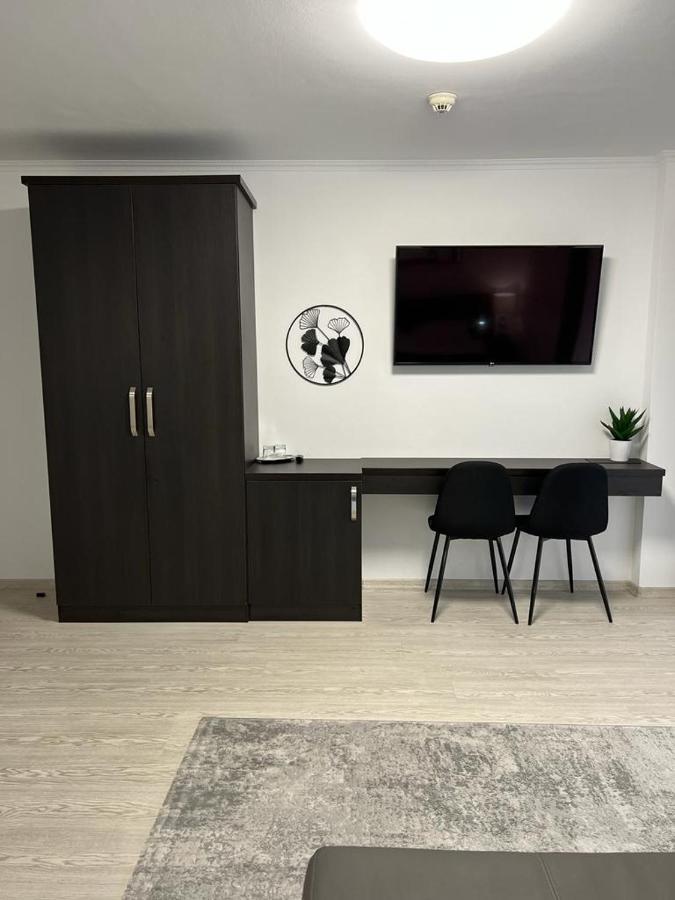 Pensiunea Max Cluj-Napoca Extérieur photo