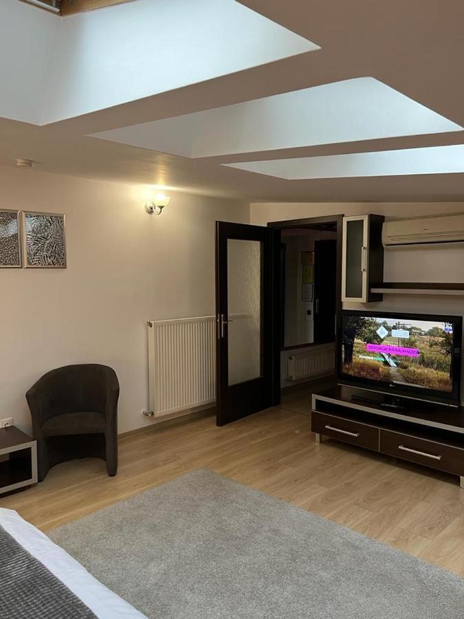 Pensiunea Max Cluj-Napoca Extérieur photo