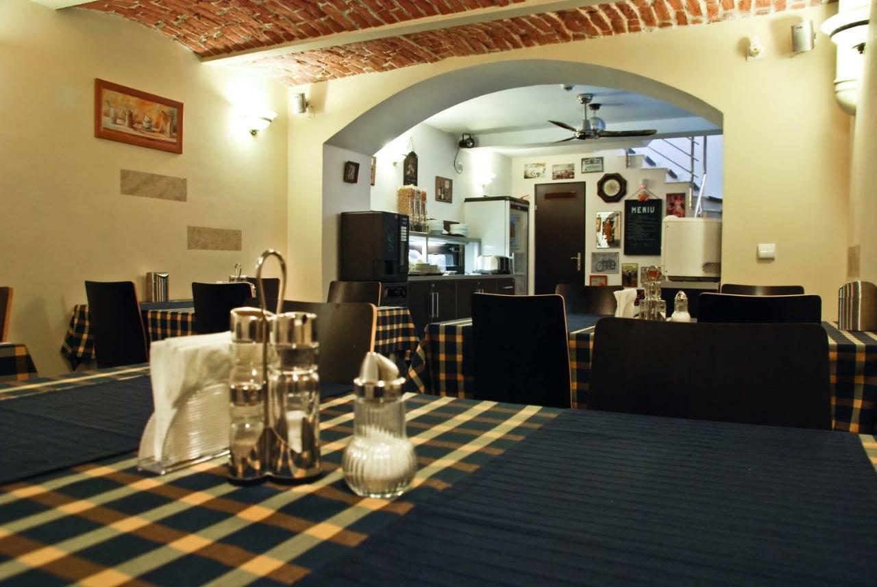 Pensiunea Max Cluj-Napoca Extérieur photo